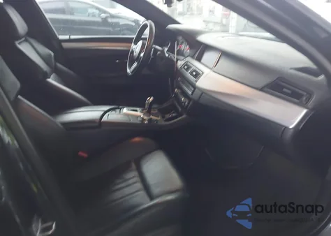 2015 BMW M5 из США, поврежденный, VIN WBSFV9C50FD594610